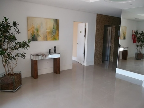 Imagem Imóvel com 3 Quartos à Venda,  em Boa Vista - Porto Alegre