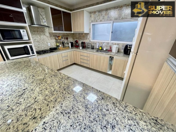 Imagem Casa com 3 Quartos à Venda, 360 m² em Laranjal - Pelotas