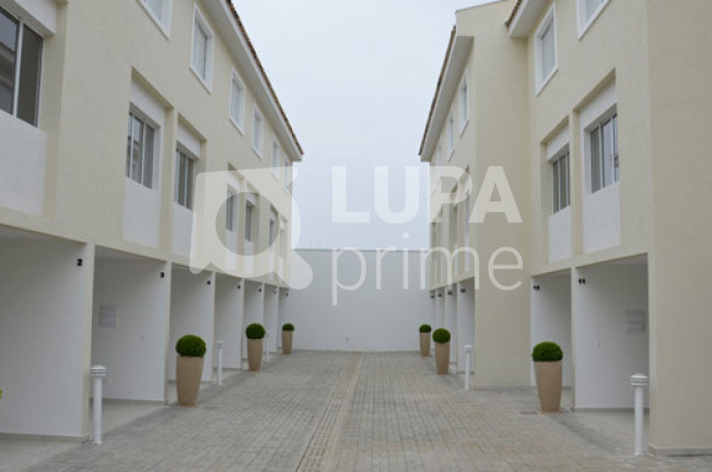Imagem Casa com 3 Quartos à Venda, 112 m² em Vila Santa Clara - São Paulo Imagem Casa com 3 Quartos à Venda, 112 m² em Vila Santa Clara - São Paulo