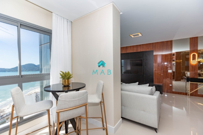 Imagem Apartamento com 4 Quartos à Venda, 218 m² em Centro - Balneário Camboriú