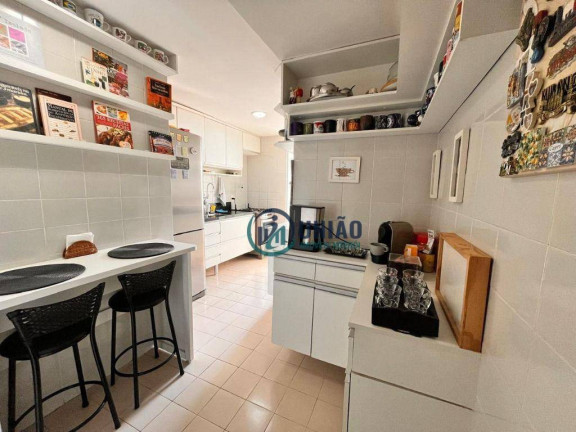 Imagem Cobertura com 3 Quartos à Venda, 180 m² em Ingá - Niterói
