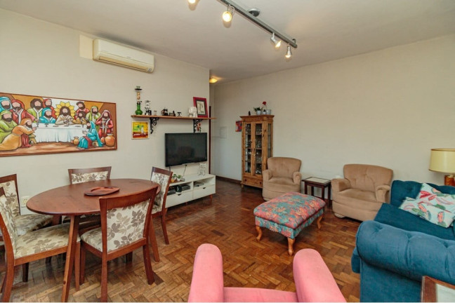 Imagem Imóvel com 3 Quartos à Venda, 97 m² em Azenha - Porto Alegre Imagem Imóvel com 3 Quartos à Venda, 97 m² em Azenha - Porto Alegre
