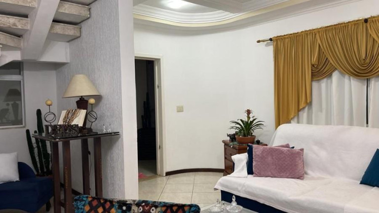 Imagem Casa com 5 Quartos à Venda, 389 m² em Jardim Capoavinha - Mairiporã Imagem Casa com 5 Quartos à Venda, 389 m² em Jardim Capoavinha - Mairiporã