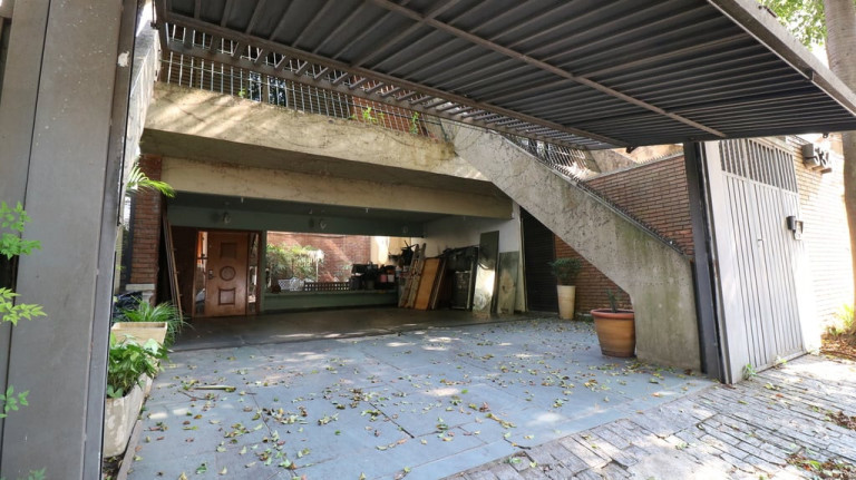 Imagem Casa com 5 Quartos à Venda, em Vila Mariana - São Paulo Imagem Casa com 5 Quartos à Venda, em Vila Mariana - São Paulo