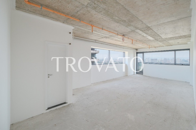 Sala Comercial à Venda, 69 m² em Barra Funda - São Paulo