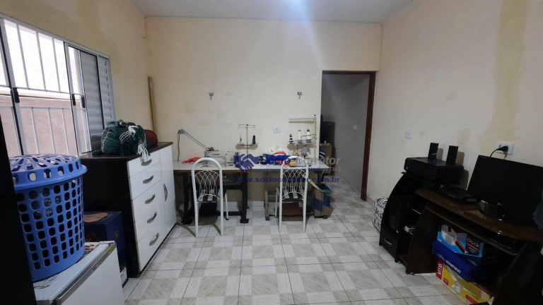 Imagem Casa com 3 Quartos à Venda, 190 m² em Jardim Presidente Dutra - Guarulhos Imagem Casa com 3 Quartos à Venda, 190 m² em Jardim Presidente Dutra - Guarulhos