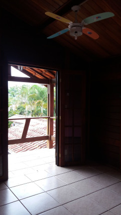 Imagem Casa com 3 Quartos para Alugar, 200 m² em Caxito - Maricá Imagem Casa com 3 Quartos para Alugar, 200 m² em Caxito - Maricá