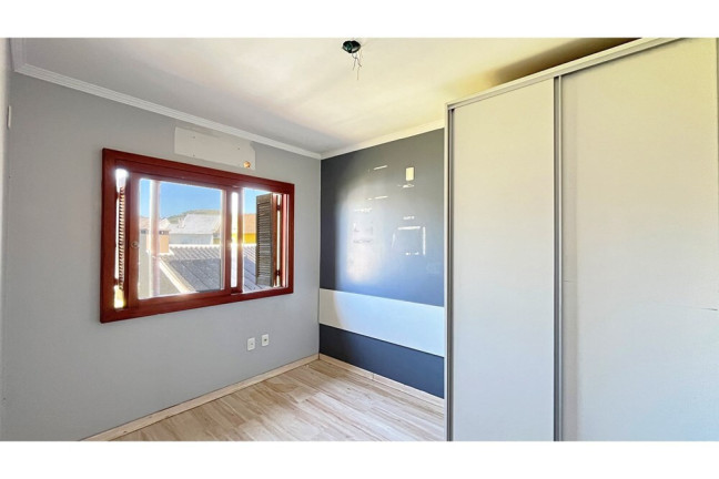 Imagem Casa com 3 Quartos à Venda, 151 m² em Hípica - Porto Alegre Imagem Casa com 3 Quartos à Venda, 151 m² em Hípica - Porto Alegre