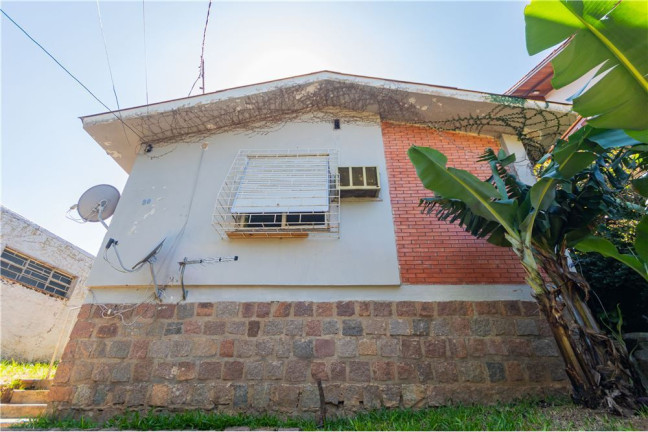 Imagem Casa com 3 Quartos à Venda, em Santa Tereza - Porto Alegre Imagem Casa com 3 Quartos à Venda, em Santa Tereza - Porto Alegre