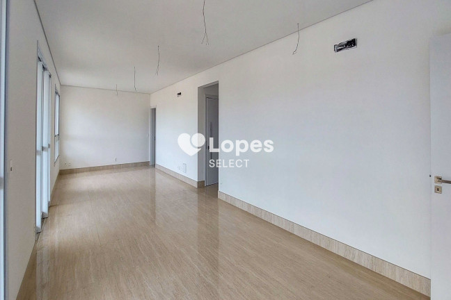 Imagem Apartamento com 4 Quartos à Venda, 247 m² em Vila Embaré - Valinhos Imagem Apartamento com 4 Quartos à Venda, 247 m² em Vila Embaré - Valinhos
