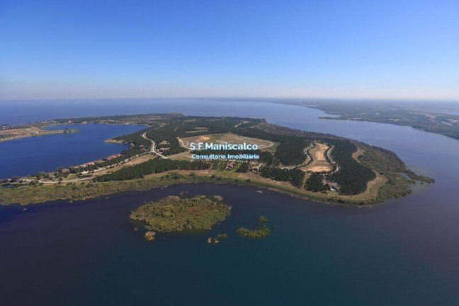Imagem Casa com 3 Quartos à Venda, 1.568 m² em Monteverde - Montverde