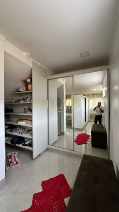 Imagem Sobrado com 6 Quartos à Venda, 420 m² em São Francisco - Goiânia Imagem Sobrado com 6 Quartos à Venda, 420 m² em São Francisco - Goiânia