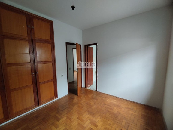Imagem Casa com 3 Quartos para Alugar, 256 m² em Nossa Senhora Da Abadia - Uberaba Imagem Casa com 3 Quartos para Alugar, 256 m² em Nossa Senhora Da Abadia - Uberaba