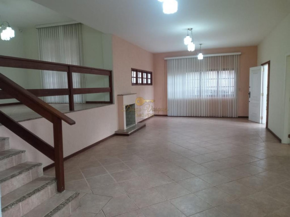 Imagem Casa com 5 Quartos à Venda, 368 m² em Panorama - Teresópolis Imagem Casa com 5 Quartos à Venda, 368 m² em Panorama - Teresópolis