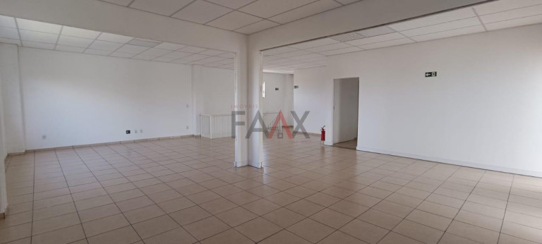 Imagem Imóvel Comercial para Alugar, 330 m² em Centro - Guarapuava Imagem Imóvel Comercial para Alugar, 330 m² em Centro - Guarapuava