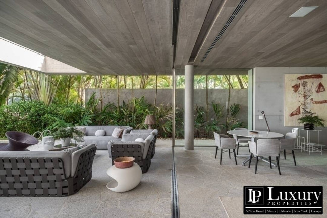 Imagem Casa com 6 Quartos à Venda, 675 m² em Baleia - São Sebastião Imagem Casa com 6 Quartos à Venda, 675 m² em Baleia - São Sebastião