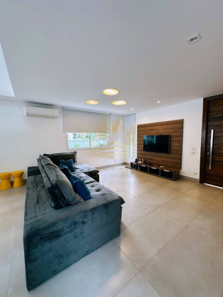 Casa com 4 Quartos à Venda, 300 m² em Bertioga