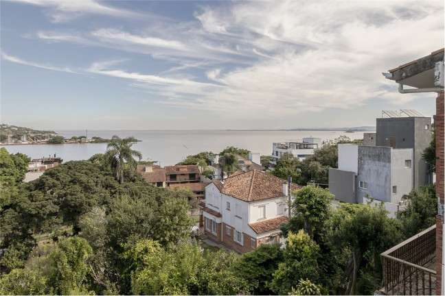 Imagem Casa com 4 Quartos à Venda, 631 m² em Vila Assunção - Porto Alegre Imagem Casa com 4 Quartos à Venda, 631 m² em Vila Assunção - Porto Alegre
