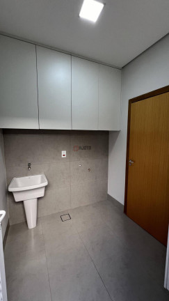 Imagem Casa de Condomínio com 3 Quartos à Venda, 226 m² em Cond Jardim Botânico - Bady Bassitt