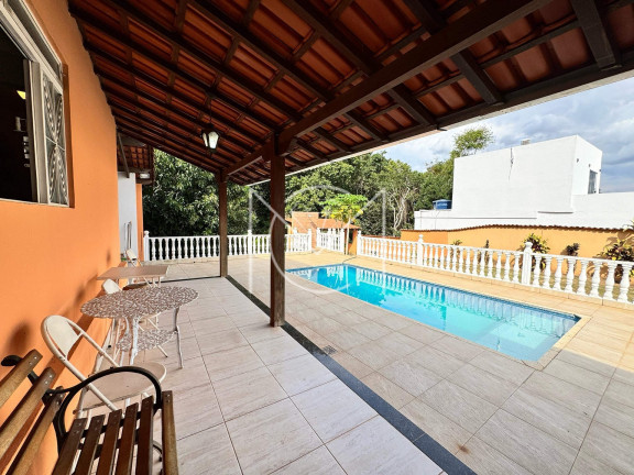 Imagem Casa com 4 Quartos à Venda, 210 m² em Condomínio Vale Do Ouro - Ribeirão Das Neves