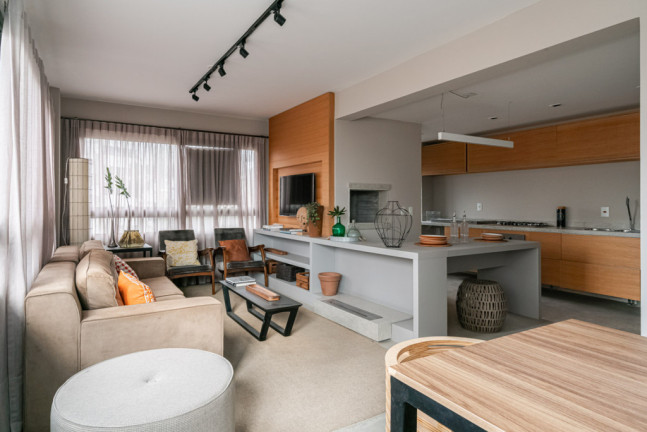 Imagem Imóvel com 3 Quartos à Venda, 110 m² em Menino Deus - Porto Alegre Imagem Imóvel com 3 Quartos à Venda, 110 m² em Menino Deus - Porto Alegre