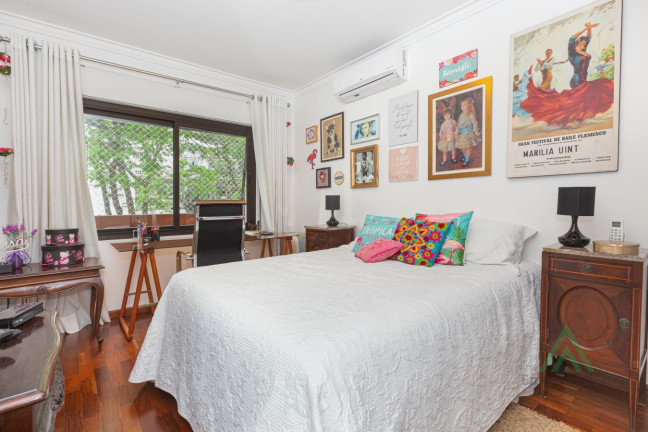 Imagem Apartamento com 3 Quartos à Venda, 184 m² em Aclimação - São Paulo Imagem Apartamento com 3 Quartos à Venda, 184 m² em Aclimação - São Paulo