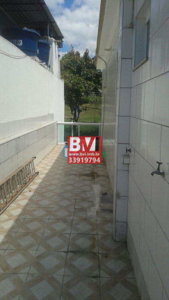 Imagem Casa com 3 Quartos à Venda, 275 m² em Braz De Pina - Rio De Janeiro Imagem Casa com 3 Quartos à Venda, 275 m² em Braz De Pina - Rio De Janeiro