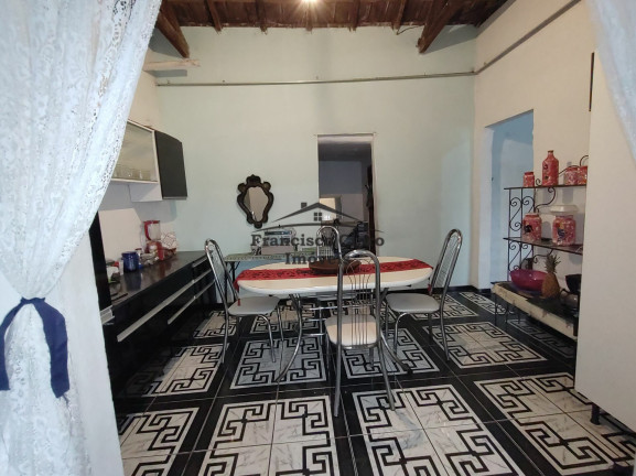 Imagem Casa com 2 Quartos à Venda, 192 m² em Vila Paulista - Guaratinguetá Imagem Casa com 2 Quartos à Venda, 192 m² em Vila Paulista - Guaratinguetá