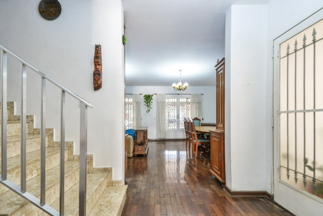 Sobrado com 3 Quartos à Venda, 242 m² em Moema - São Paulo