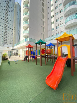 Imagem Cobertura com 4 Quartos à Venda, 239 m² em Centro - Balneário Camboriú