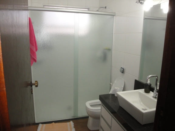Imagem Casa com 3 Quartos à Venda, 490 m² em Vila Santa Luzia - Bauru Imagem Casa com 3 Quartos à Venda, 490 m² em Vila Santa Luzia - Bauru