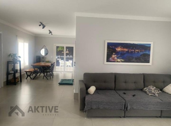 Imagem Casa de Condomínio com 4 Quartos à Venda, 176 m² em Vila Santo Antonio De Carapicuiba - Cotia Imagem Casa de Condomínio com 4 Quartos à Venda, 176 m² em Vila Santo Antonio De Carapicuiba - Cotia