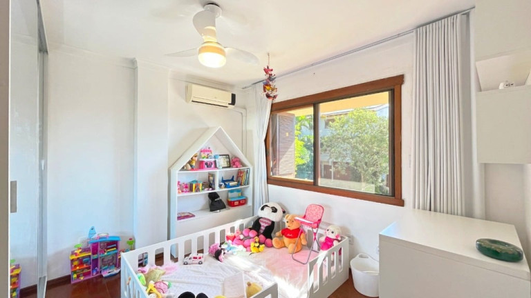 Imagem Casa com 3 Quartos à Venda, 172 m² em Teresópolis - Porto Alegre Imagem Casa com 3 Quartos à Venda, 172 m² em Teresópolis - Porto Alegre