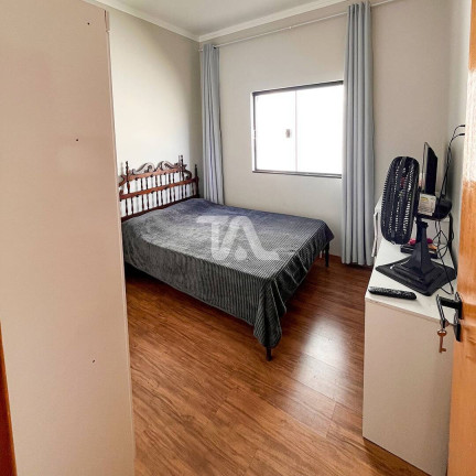 Imagem Casa à Venda, 250 m² em Vila Suiça - Pindamonhangaba Imagem Casa à Venda, 250 m² em Vila Suiça - Pindamonhangaba