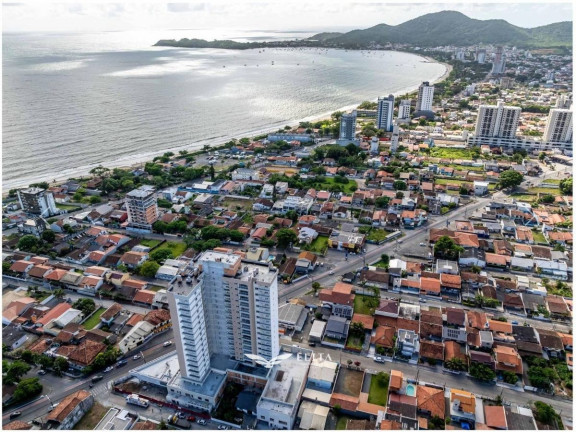 Imagem Apartamento com 3 Quartos à Venda, 132 m² em Armação - Penha