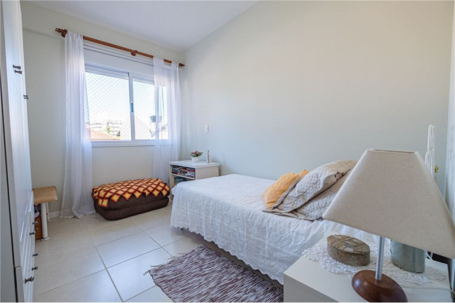 Imagem Imóvel com 2 Quartos à Venda, em João Paulo - Florianópolis Imagem Imóvel com 2 Quartos à Venda, em João Paulo - Florianópolis