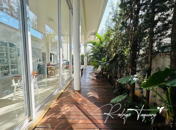 Imagem Casa de Condomínio com 4 Quartos à Venda, 220 m² em Jardins Verona - Goiânia Imagem Casa de Condomínio com 4 Quartos à Venda, 220 m² em Jardins Verona - Goiânia