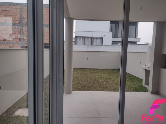 Imagem Casa com 3 Quartos à Venda, 150 m² em Campeche - Florianópolis Imagem Casa com 3 Quartos à Venda, 150 m² em Campeche - Florianópolis