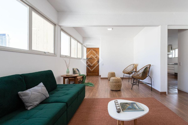 Imagem Apartamento com 3 Quartos à Venda, 121 m² em Itaim Bibi - São Paulo