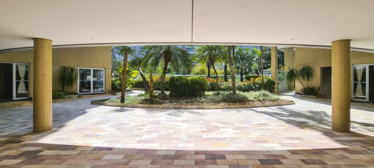 Imagem Imóvel com 3 Quartos à Venda, 234 m² em Riviera - Bertioga Imagem Imóvel com 3 Quartos à Venda, 234 m² em Riviera - Bertioga
