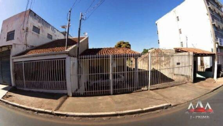 Imagem Casa com 1 Quarto para Alugar, 500 m² em Porto - Cuiabá Imagem Casa com 1 Quarto para Alugar, 500 m² em Porto - Cuiabá