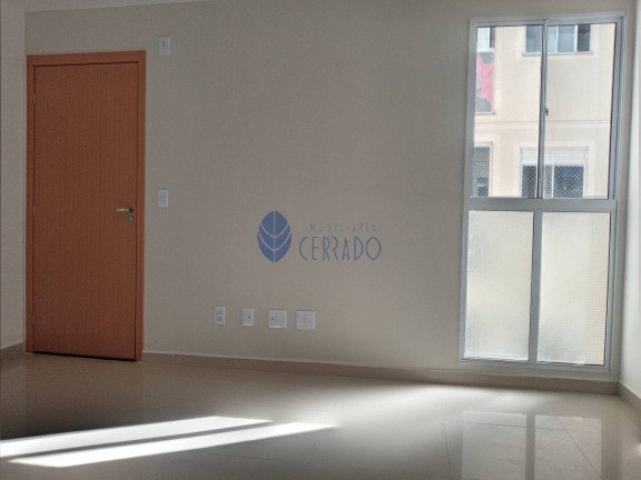 Imagem Apartamento com 2 Quartos à Venda, 40 m² em Vila Jaiara - Anápolis