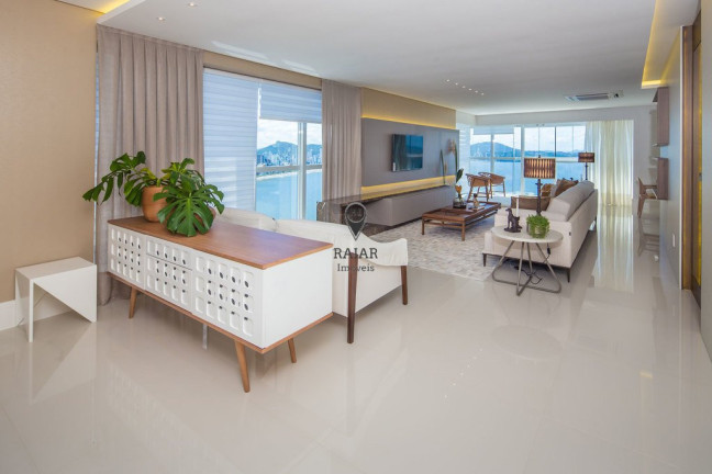 Imagem Apartamento com 4 Quartos à Venda,  em Centro - Balneário Camboriú