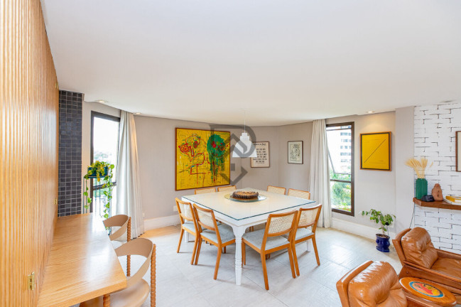 Imagem Apartamento com 3 Quartos à Venda, 172 m² em Moema - São Paulo Imagem Apartamento com 3 Quartos à Venda, 172 m² em Moema - São Paulo