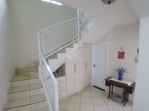 Imagem Sobrado com 3 Quartos à Venda, 174 m² em Parque Novo Mundo - Americana Imagem Sobrado com 3 Quartos à Venda, 174 m² em Parque Novo Mundo - Americana