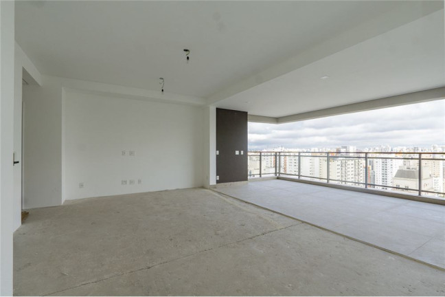 Imagem Imóvel com 3 Quartos à Venda, em Moema - São Paulo Imagem Imóvel com 3 Quartos à Venda, em Moema - São Paulo