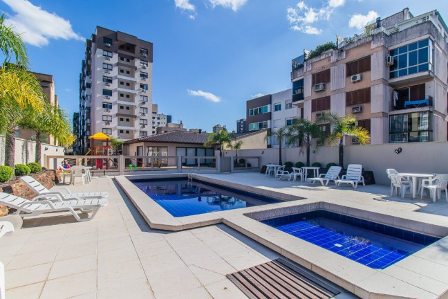 Imagem Imóvel com 2 Quartos à Venda, 79 m² em Higienópolis - Porto Alegre Imagem Imóvel com 2 Quartos à Venda, 79 m² em Higienópolis - Porto Alegre