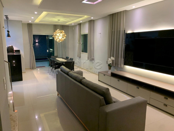 Imagem Casa de Condomínio com 4 Quartos à Venda, 209 m² em Jardim Cearense - Fortaleza Imagem Casa de Condomínio com 4 Quartos à Venda, 209 m² em Jardim Cearense - Fortaleza