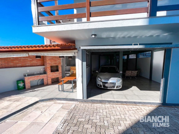 Imagem Sobrado com 3 Quartos à Venda, 328 m² em Jardim América - Caxias Do Sul Imagem Sobrado com 3 Quartos à Venda, 328 m² em Jardim América - Caxias Do Sul
