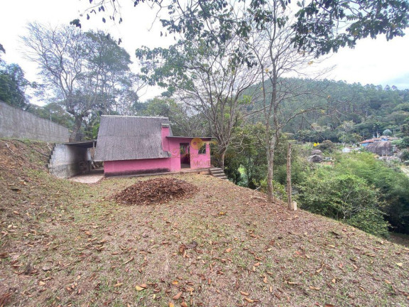 Imagem Casa com 1 Quarto à Venda, 50 m² em Pessegueiros - Teresópolis Imagem Casa com 1 Quarto à Venda, 50 m² em Pessegueiros - Teresópolis